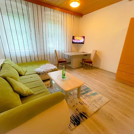 Charmante Ferienwohnung In St. Barbara Im Muerztal *